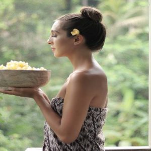 Bali Honeymoon Packages The Kayon Resort By Pramana Spa Treatment2