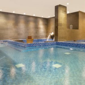 Nari Spa Pool De Vins Sky Hotel Seminyak Bali Honeymoons