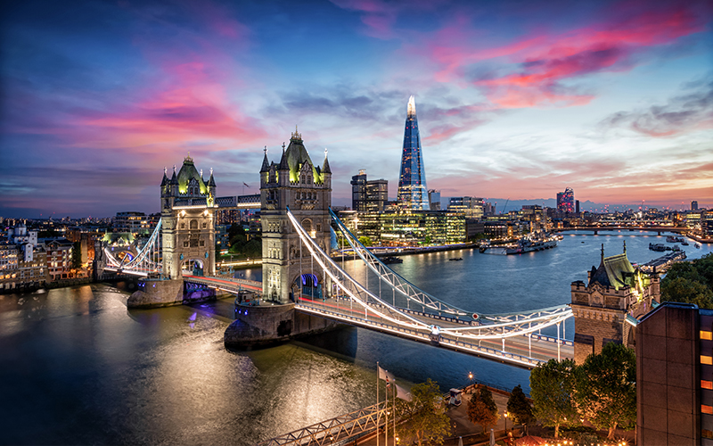 Top Places In Europe To Celebrate Your First Wedding Anniversary London