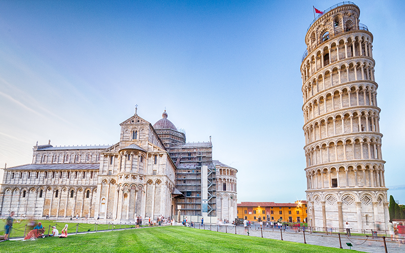 Top Places In Europe To Celebrate Your First Wedding Anniversary Pisa