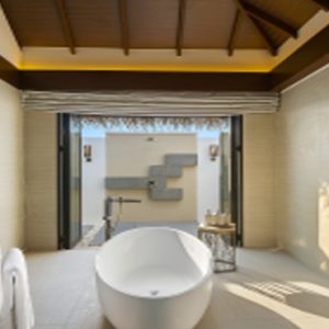 The Aqua Villas Open Air Bathroom Pullman Maldives Maamutaa Resort Maldives Honeymoon