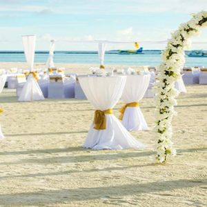 Maldives Honeymoon Packages Siyam World Maldives Beach Wedding Setups